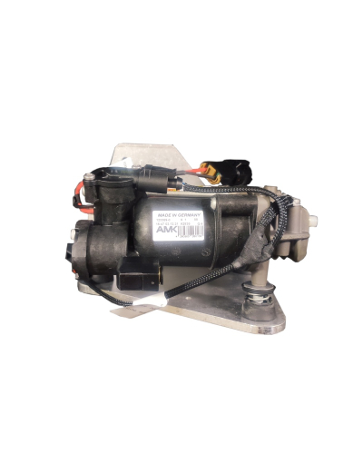 AMK Automotive KOMPRESOR ZAWIESZENIA PNEUMATYCZNEGO LAND ROVER DISCOVERY III/IV (L319), RANGE ROVER SPORT (L320) 04-